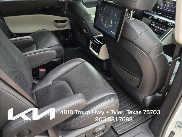 used 2024 Kia Carnival car, priced at $38,900