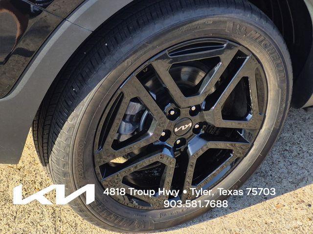 used 2024 Kia Telluride car, priced at $39,900