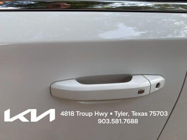 used 2018 GMC Yukon XL car, priced at $22,750