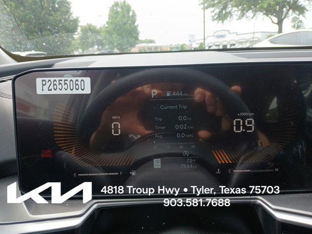 new 2025 Kia Sorento car, priced at $27,995