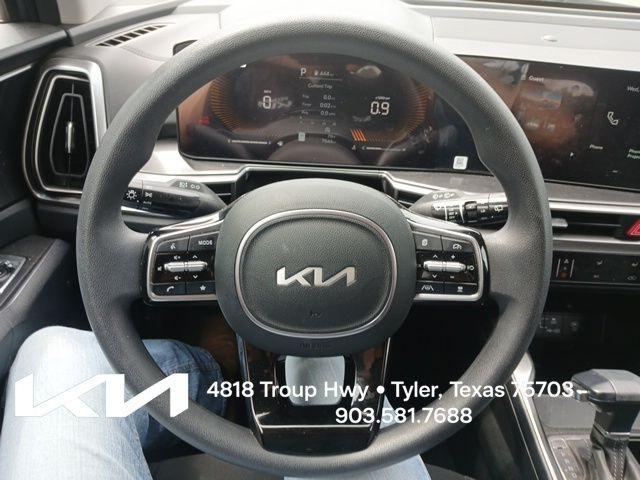 new 2025 Kia Sorento car, priced at $27,995