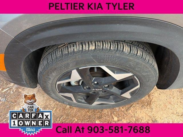 used 2025 Kia Seltos car, priced at $25,300