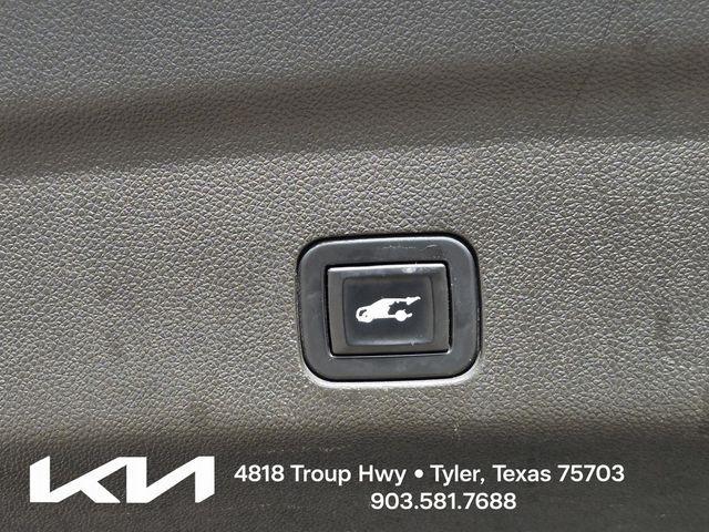 used 2022 Chevrolet Tahoe car, priced at $42,990