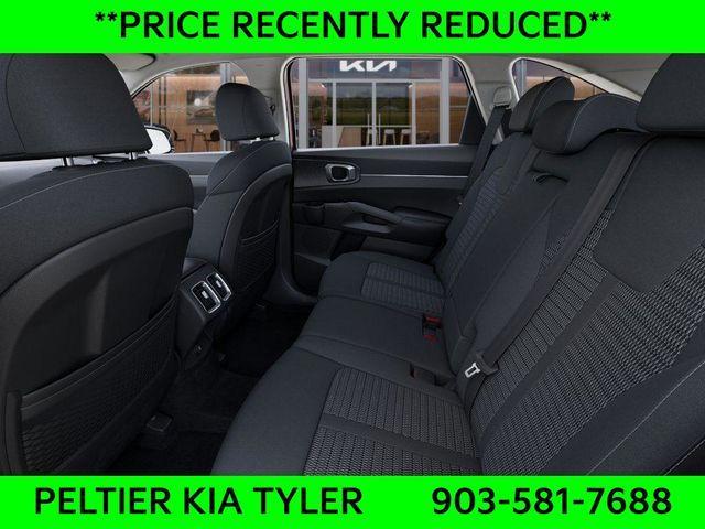 new 2025 Kia Sorento car, priced at $31,125