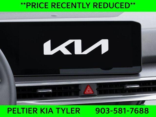 new 2025 Kia Sorento car, priced at $31,125