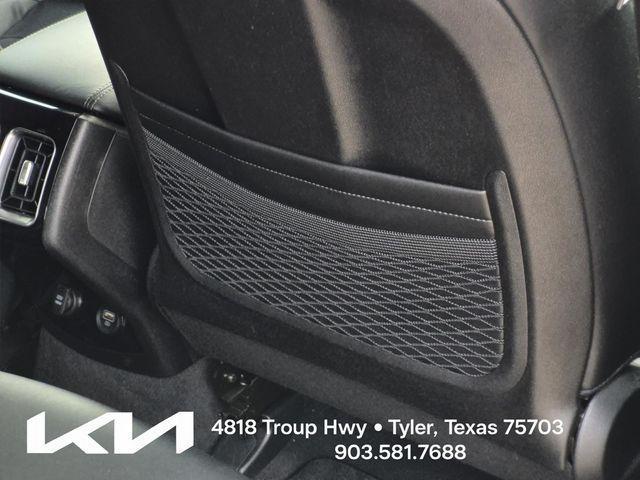 used 2023 Kia Sorento car, priced at $28,900