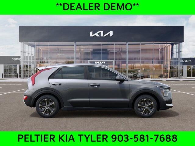 new 2025 Kia Niro car, priced at $26,040