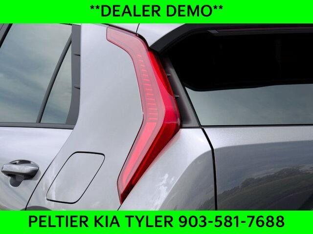 new 2025 Kia Niro car, priced at $26,040