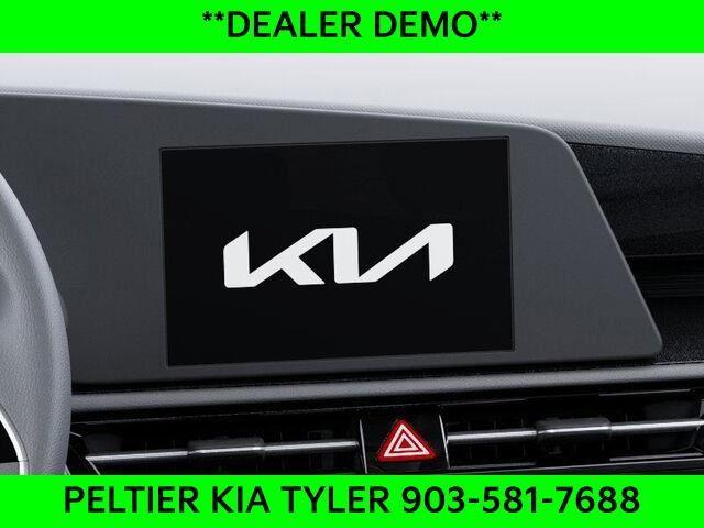 new 2025 Kia Niro car, priced at $26,040