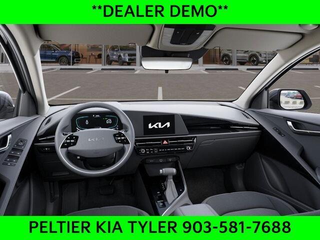 new 2025 Kia Niro car, priced at $26,040