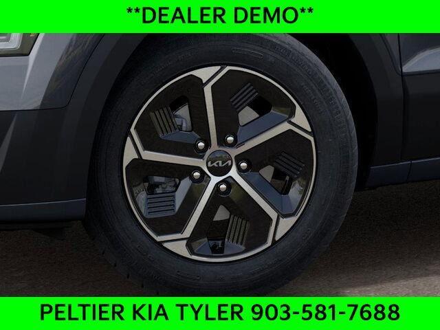 new 2025 Kia Niro car, priced at $26,040