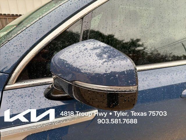 used 2024 Kia Sorento car, priced at $29,900