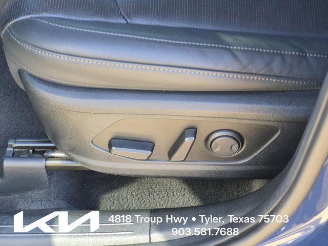 used 2024 Kia Sorento car, priced at $28,875