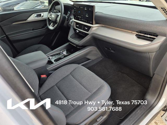 used 2025 Ford Explorer car, priced at $34,400