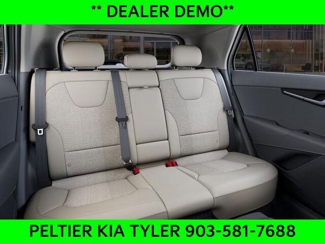 new 2025 Kia Niro car, priced at $27,995