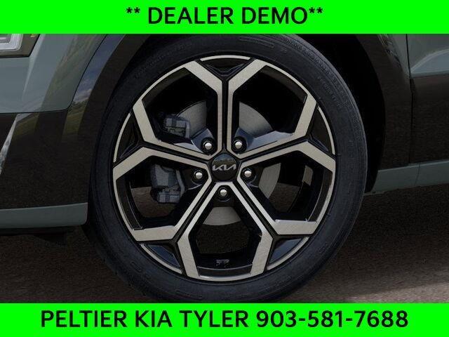 new 2025 Kia Niro car, priced at $27,995