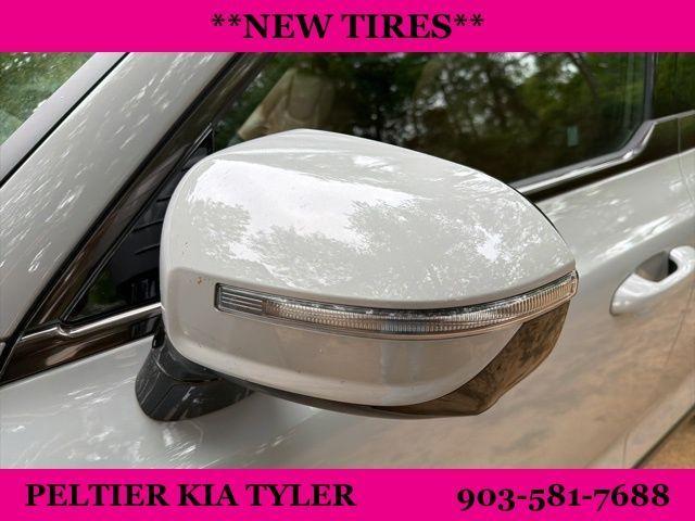 used 2024 Kia Telluride car, priced at $41,900