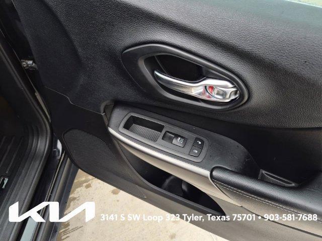 used 2020 Jeep Cherokee car, priced at $16,500