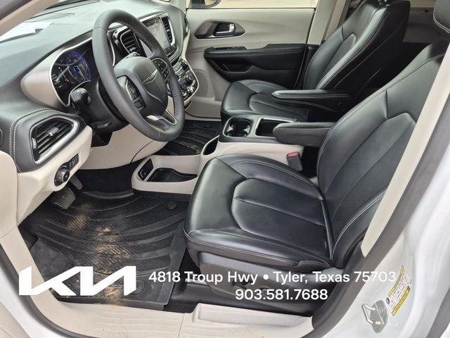 used 2023 Chrysler Pacifica car, priced at $28,900