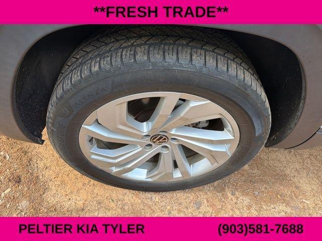 used 2021 Volkswagen Atlas car, priced at $18,996