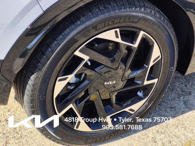 used 2024 Kia Sportage car, priced at $27,400