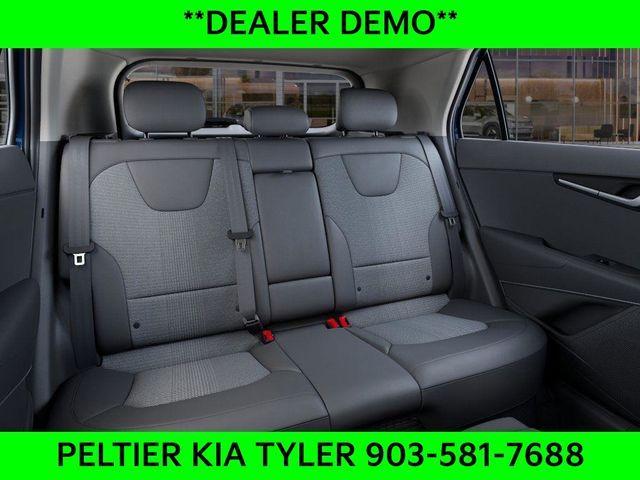 new 2025 Kia Niro car, priced at $27,495