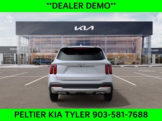 new 2025 Kia Sorento car, priced at $34,355