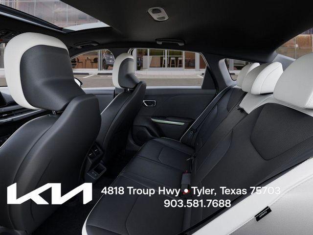 new 2025 Kia K4 car, priced at $27,995