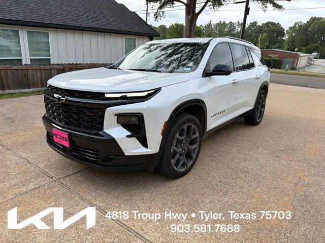 used 2024 Chevrolet Traverse car, priced at $49,500