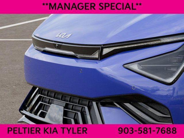 new 2025 Kia EV6 car, priced at $47,015