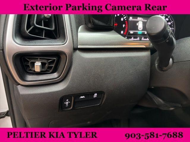 used 2023 Kia Sorento car, priced at $22,543