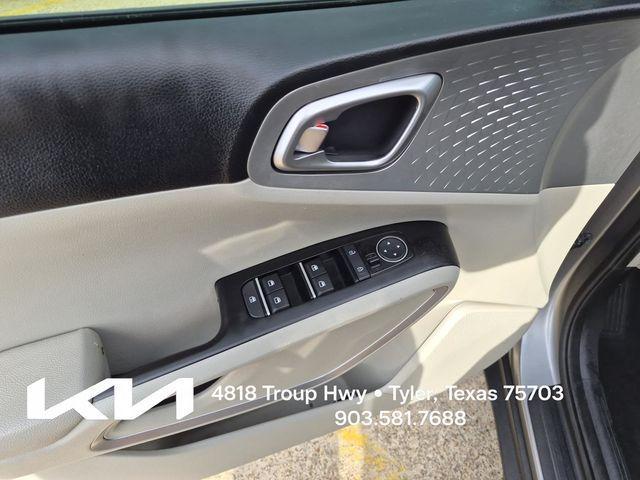used 2025 Kia Soul car, priced at $18,920