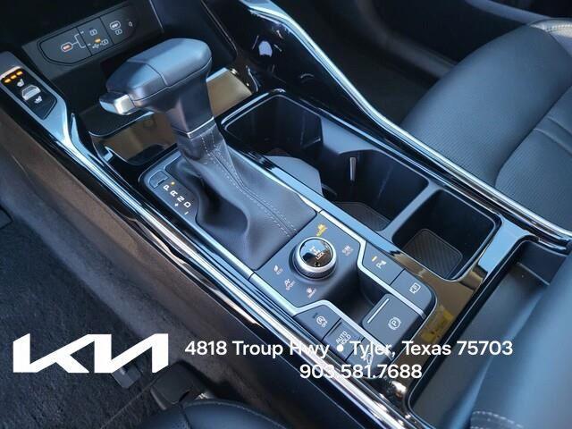 new 2024 Kia Sorento car, priced at $38,995