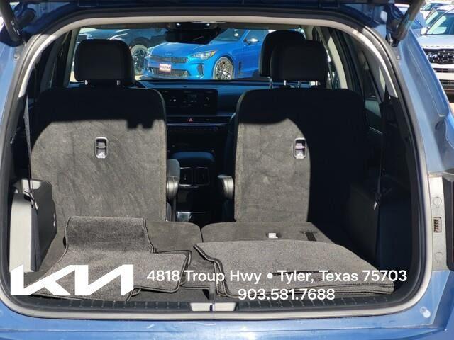 new 2024 Kia Sorento car, priced at $38,995