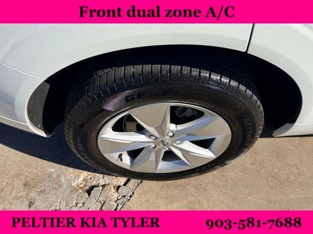 used 2022 Volvo XC60 car, priced at $20,900