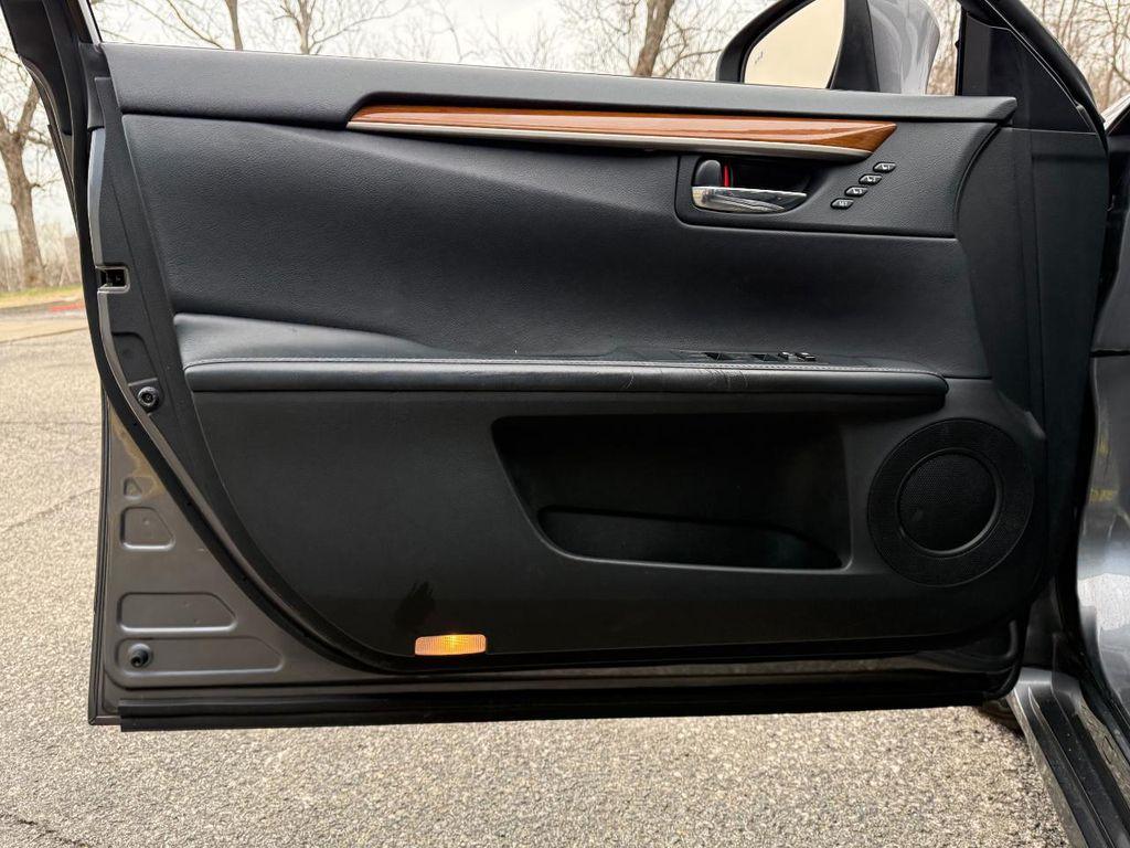 used 2013 Lexus ES 300h car, priced at $17,475