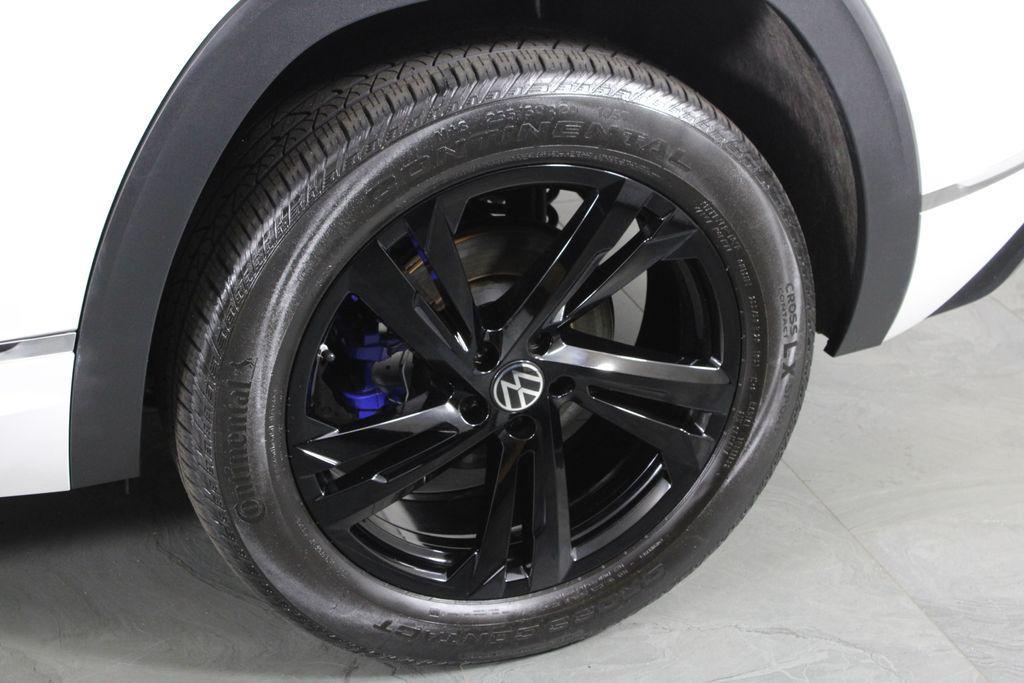 used 2024 Volkswagen Atlas Cross Sport car, priced at $32,832