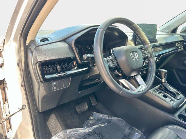 used 2025 Honda CR-V car, priced at $32,000