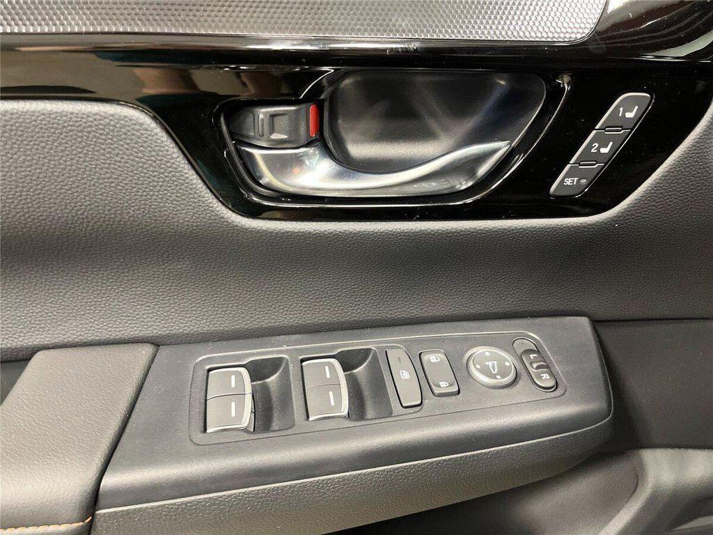 new 2026 Honda CR-V Hybrid car, priced at $44,427