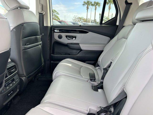 used 2024 Honda Pilot car, priced at $34,000