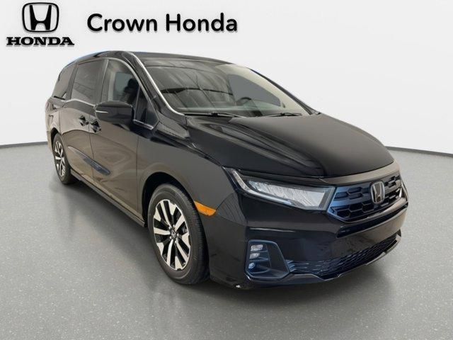 new 2026 Honda Odyssey car, priced at $44,290