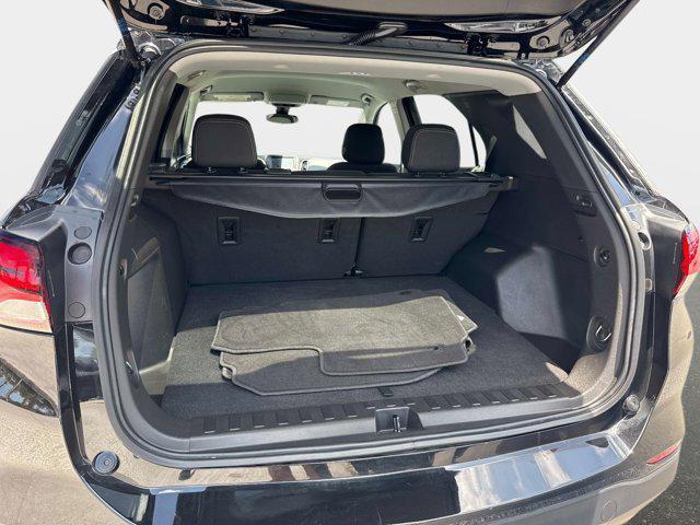 used 2023 Chevrolet Equinox car, priced at $20,990