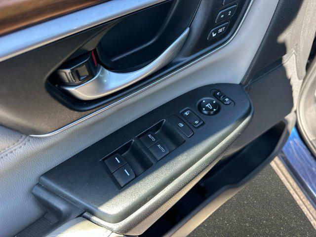 used 2017 Honda CR-V car, priced at $13,500