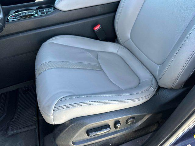 used 2023 Honda Pilot car, priced at $31,990