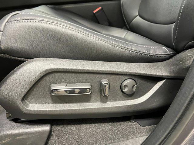 new 2025 Honda Pilot car, priced at $47,825