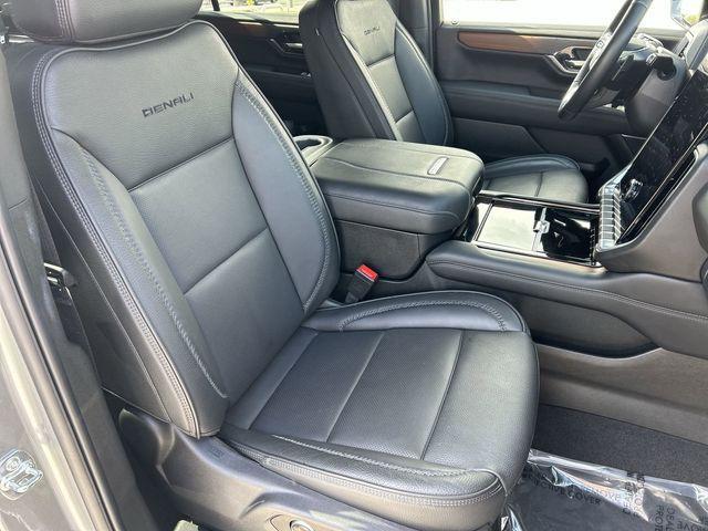 used 2025 GMC Yukon XL car, priced at $71,676