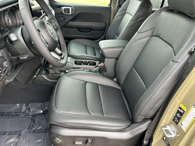 new 2026 Jeep Gladiator car, priced at $48,996