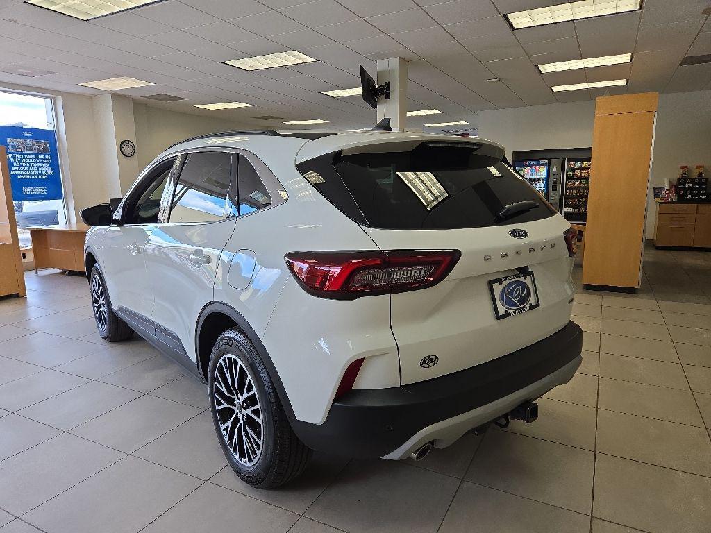 new 2025 Ford Escape PHEV car, priced at $38,074