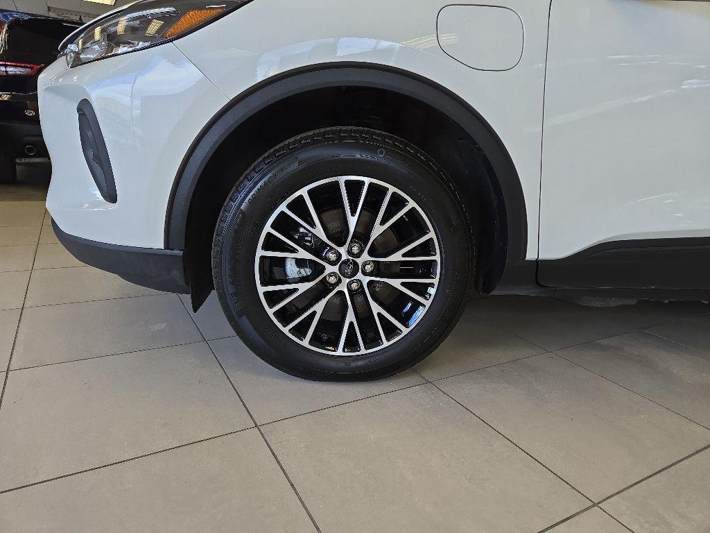 new 2025 Ford Escape PHEV car, priced at $38,074