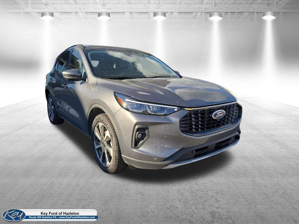 used 2024 Ford Escape car, priced at $25,099
